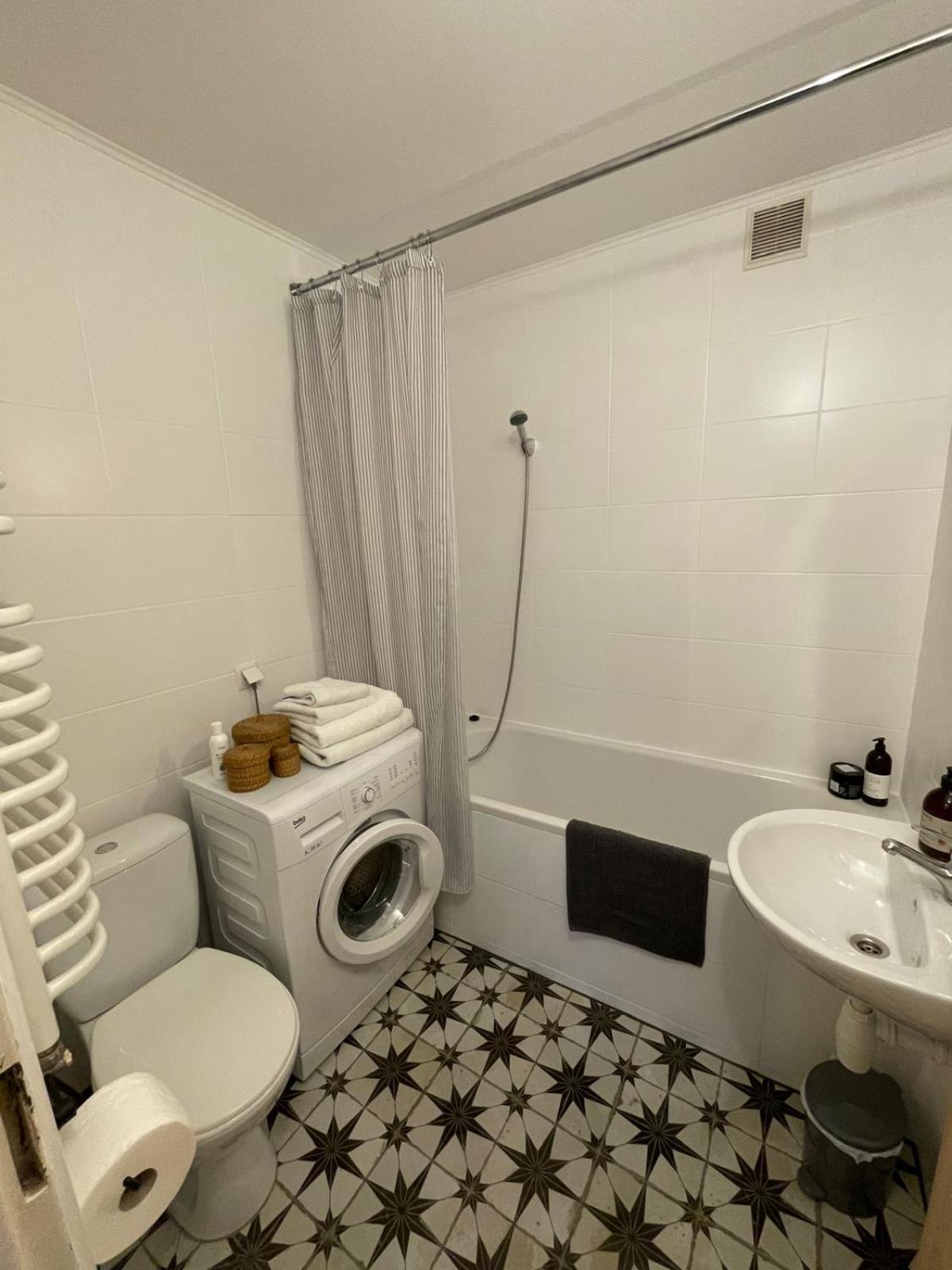 Old Town Style Apartment *